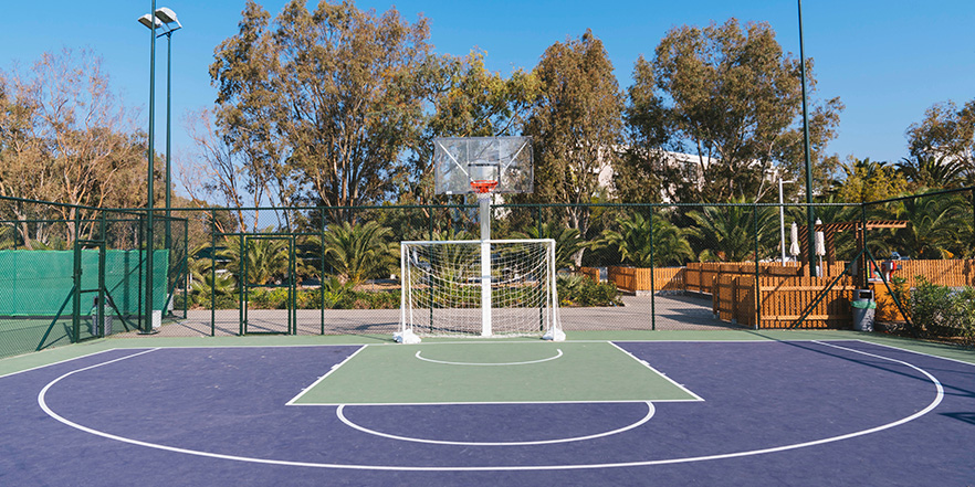 terrain de basket extérieur