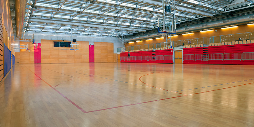 construction de salle de sport d'intérieur