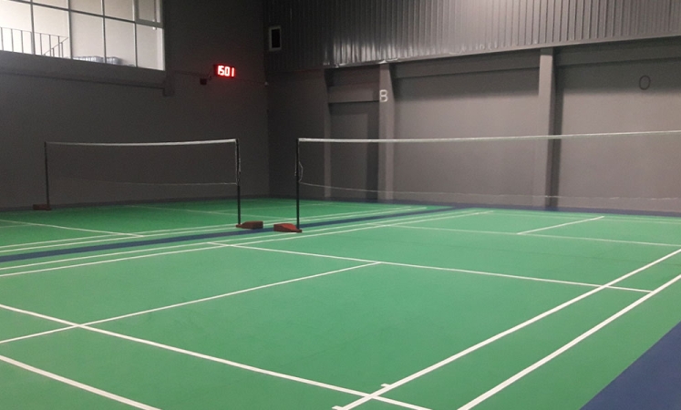 Yüksek Kaliteli Badminton Sahası Yapımı