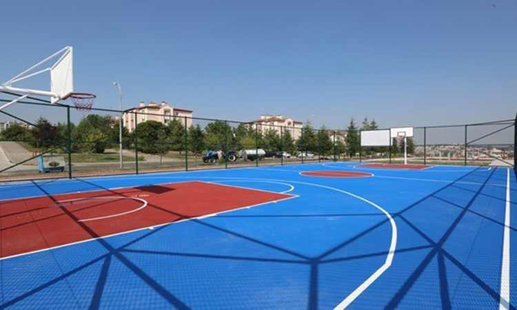 What are the things to consider for Basketball Court Construction?