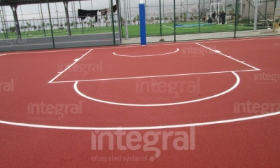 Баскетбольная площадка с тартановым покрытием в Гиресун