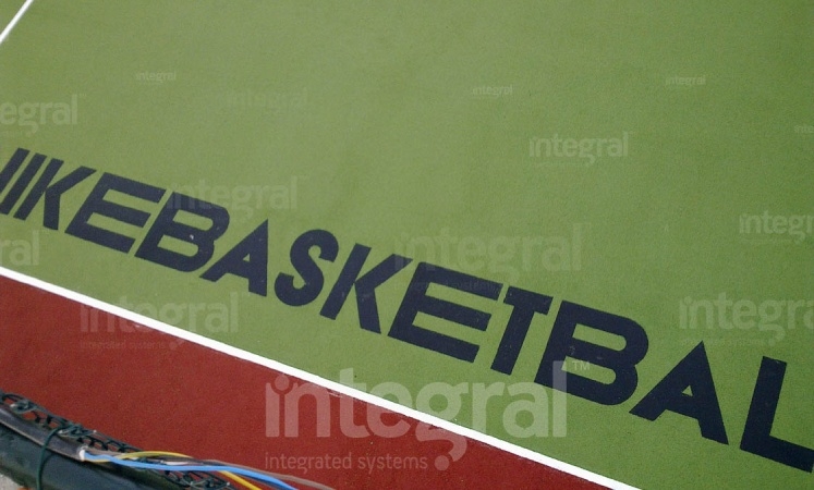 ملعب كرة السلة بارضية الترتان واحاديات الايثيلين بروبيلين في اسكي شهير