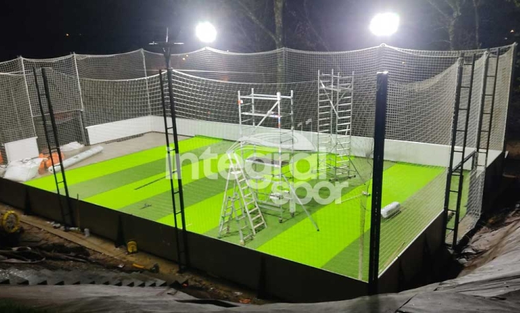 Проект модульного футбольного поля под ключ во Франции