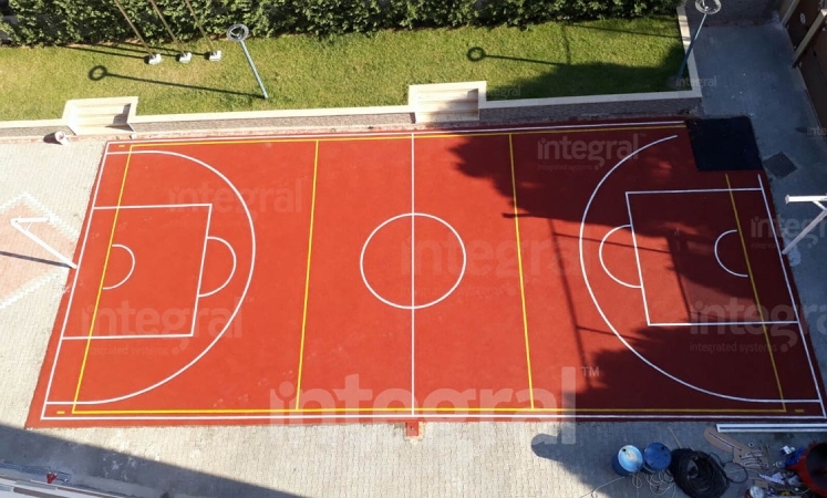Terrain multisports avec plancher en tartan d'Istanbul Kartal