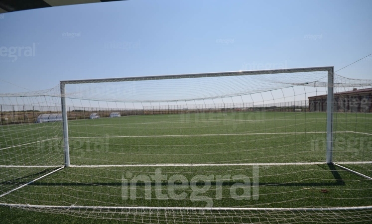 Campo de fútbol de césped artificial de Kırklareli