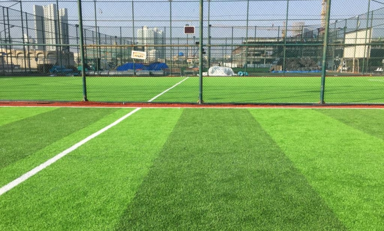 Construction d'installations de terrain de mini-football au Koweït