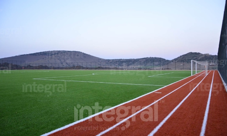 Terrain de football régulier en gazon artificiel de Manisa